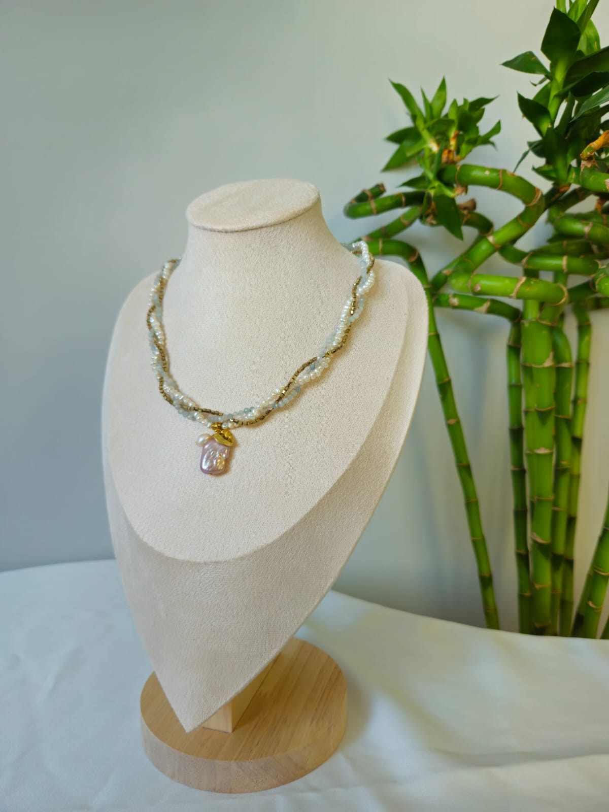 Elysia Aqua Kolye ( Gerçek inci akuamarin ve hematit taşlı)