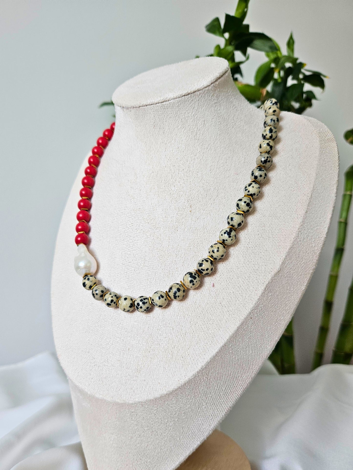 Mercan ve Jasper Taşlı Barok İncili Kolye