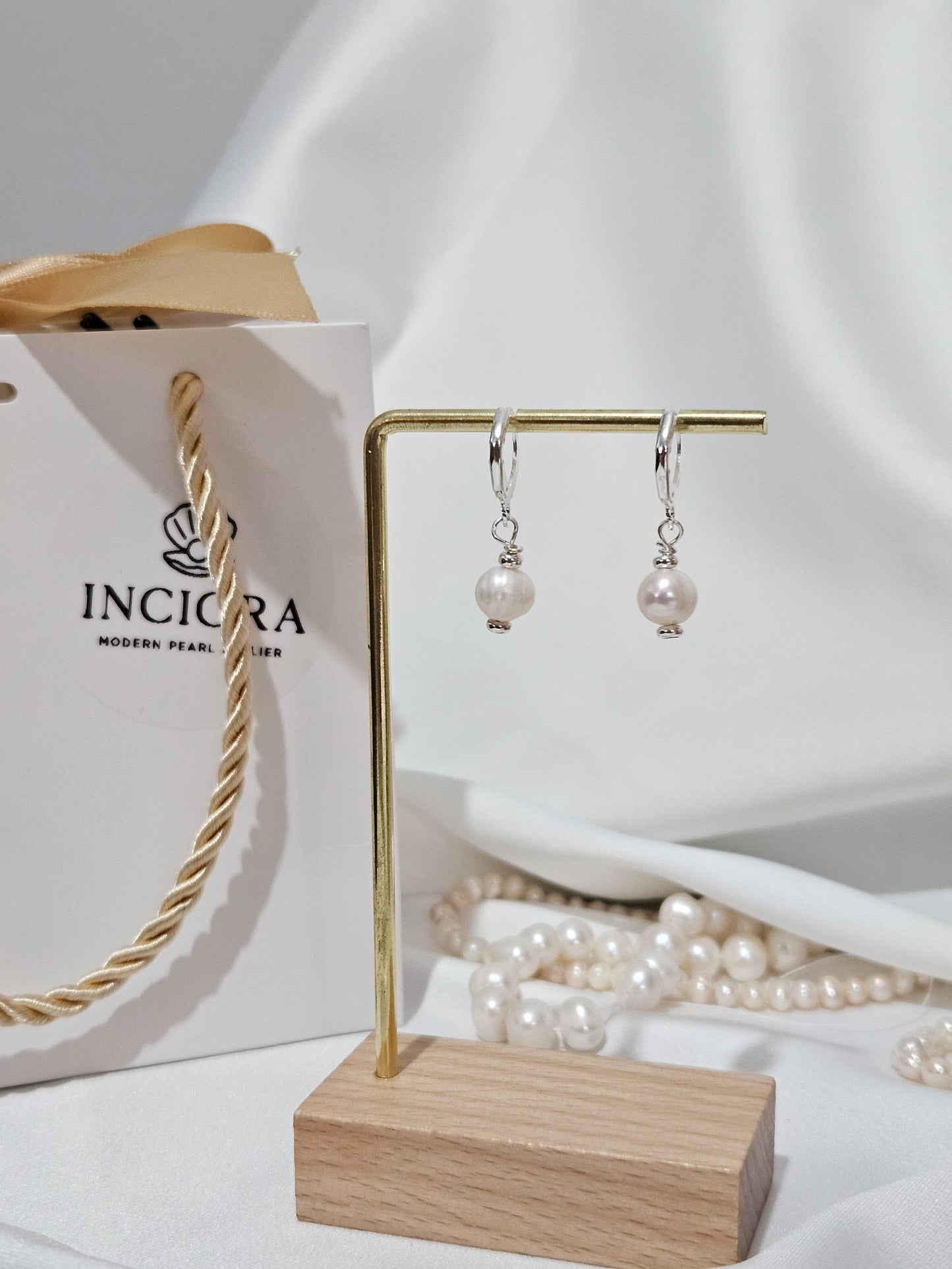 Tek İnci Gümüş Küpe