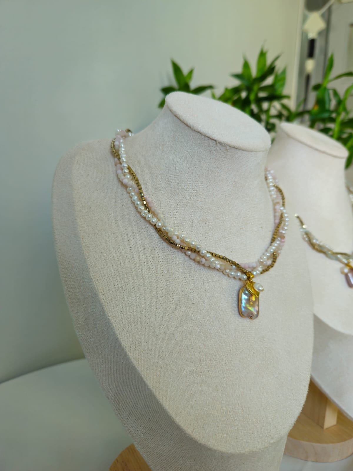 Elysia Pembe Kuvars İnci Kolye