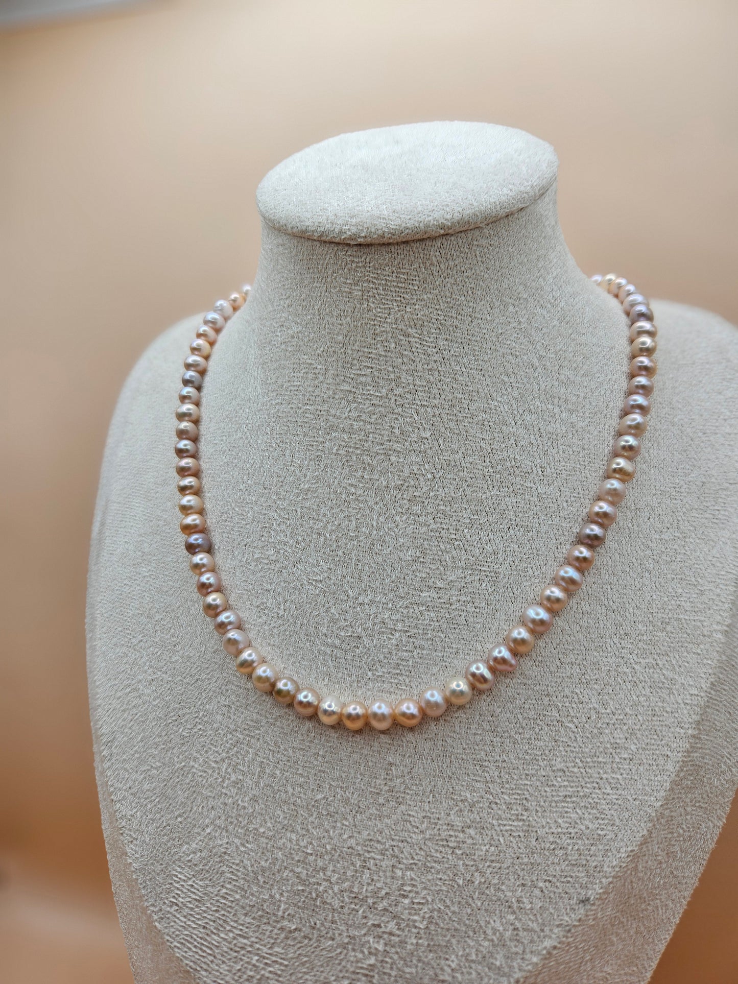 GERÇEK DOĞAL MOR/PEMBE İNCİ 4-5 mm KOLYE