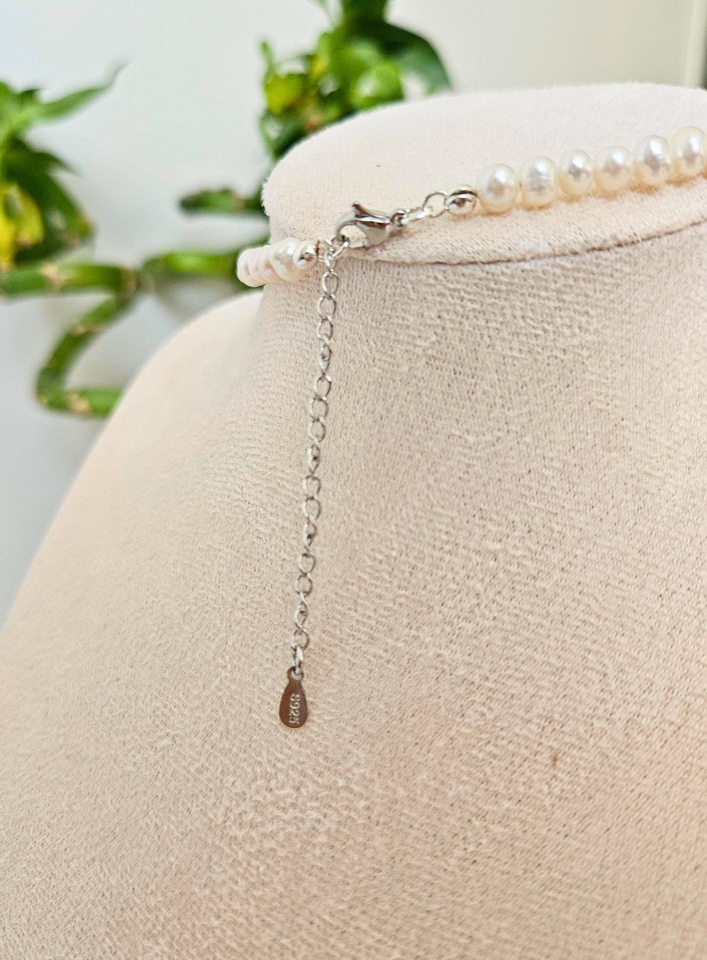 Gerçek İnci Gümüş Laleli Kolye