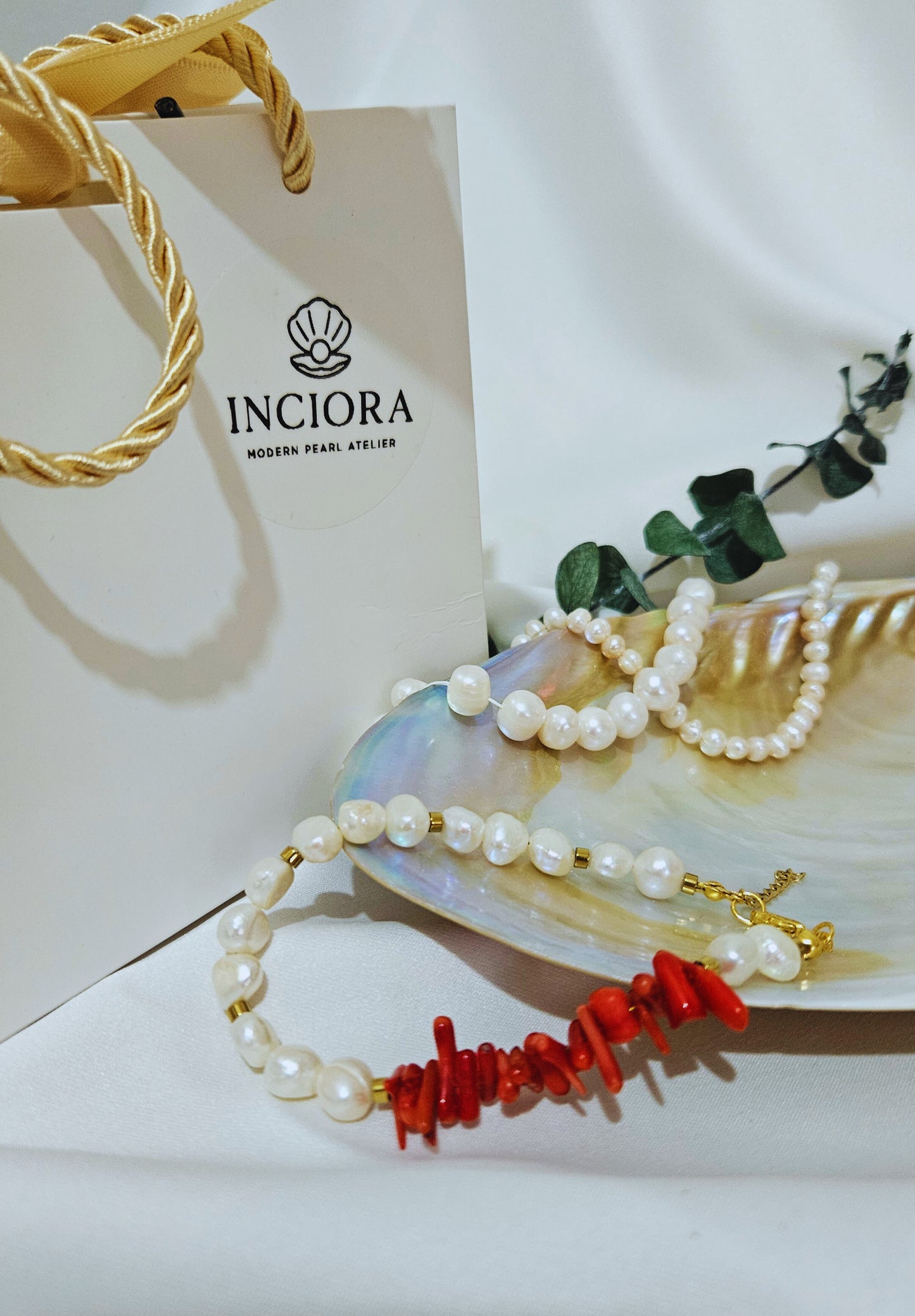 Kırmızı Beyaz Mercan İnci Bileklik