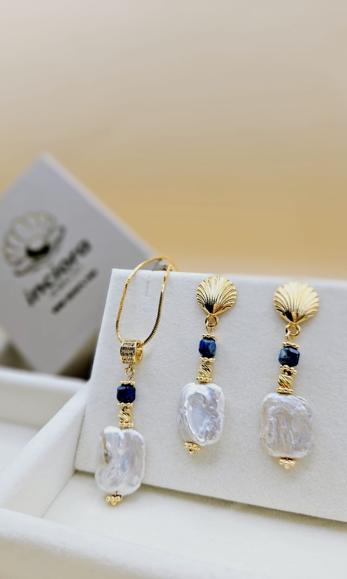 GERÇEK DOĞAL BAROK İNCİ LAPİS LAZULİ DETAYLI KOLYE KÜPE SET