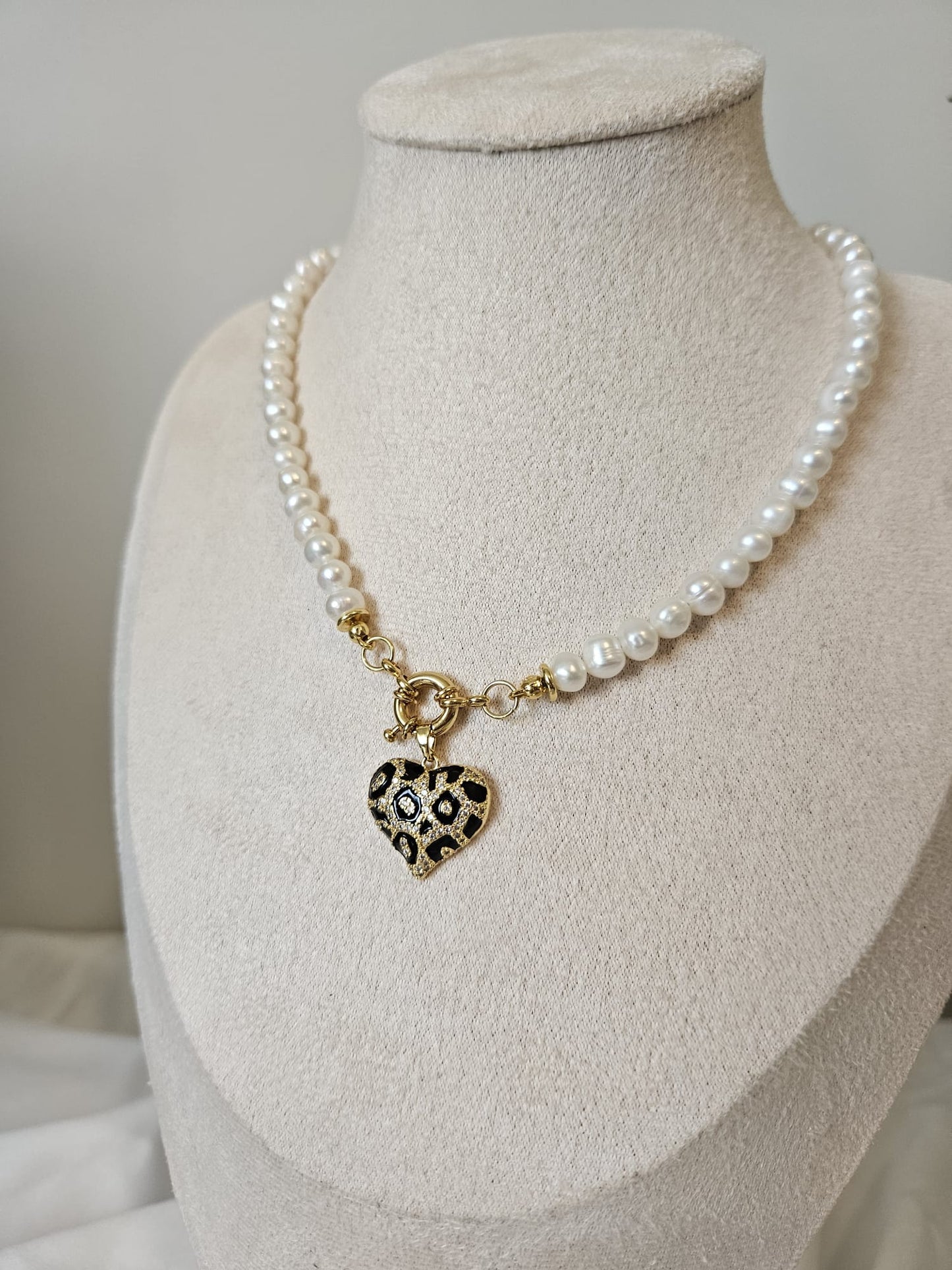 Gemici Kilitli Kişiselleştirilebilir Doğal Gerçek İnci Kolye